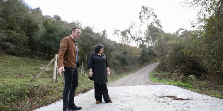 Desarrollo Rural acondiciona el camino rural de Otedo en Ruiloba para mejorar el acceso de los servicios agrarios