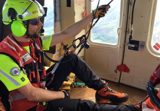 Rescatada una peregrina con fractura de tobillo en el Pico Coriscao