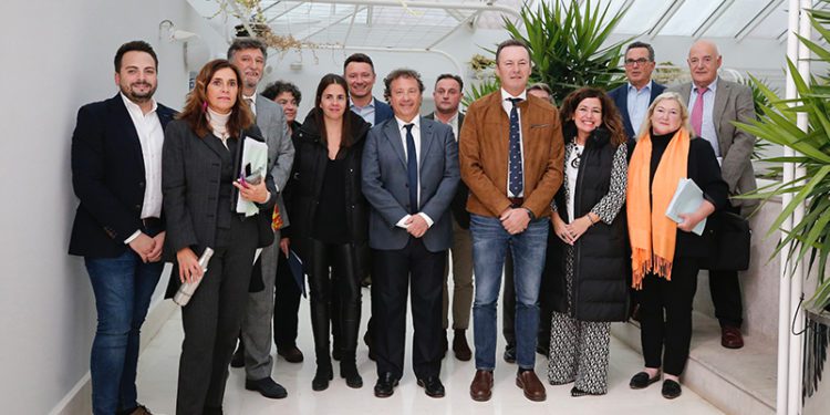 Palencia destaca el esfuerzo de incremento presupuestario de la Consejería para que el sector primario de Cantabria vuelva a ser «un modelo a seguir» en España y Europa