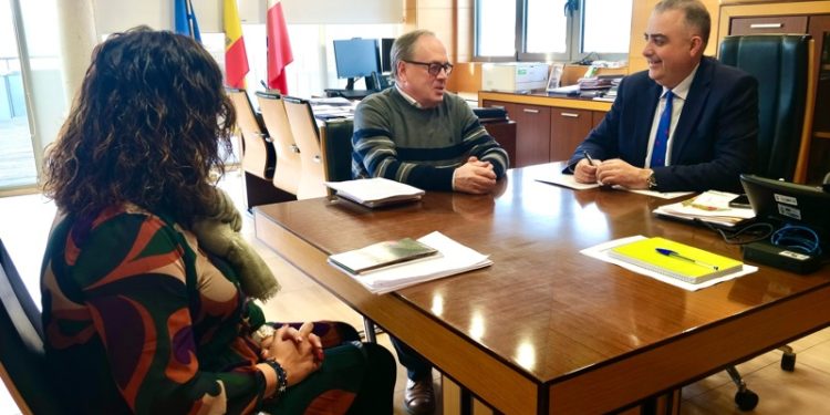 El Gobierno solucionará los problemas de abastecimiento y saneamiento de Campoo de Yuso