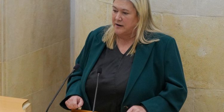 El PP pedirá el apoyo del Parlamento a su plan de choque en defensa del sector primario