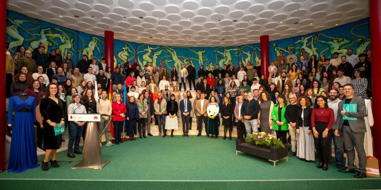 Un total de 40 docentes de FP de Cantabria podrán participar este año en un curso de inmersión lingüística en inglés en Malta y Berlín
