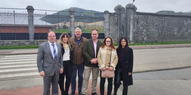 VOX Santoña pide más apoyo y medios a los trabajadores y funcionarios de prisiones