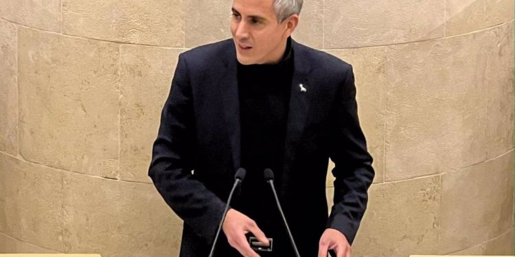 Los socialistas denuncian ante la Junta Electoral de Zona los anuncios con fines partidistas realizados por el Gobierno de Cantabria y Ayuntamaiento de Santander