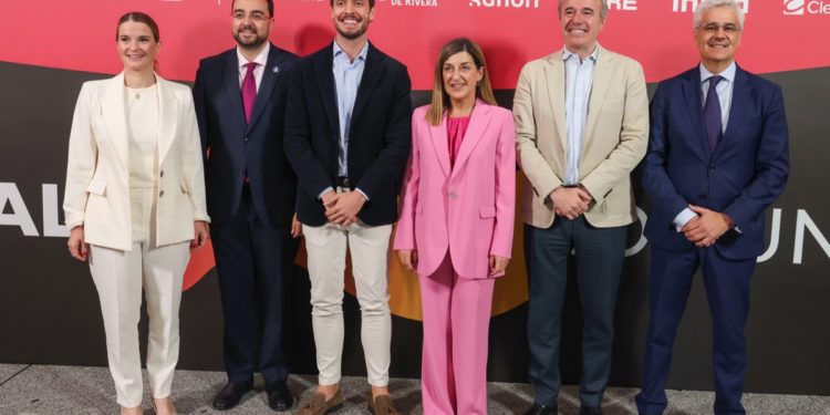 Buruaga reivindica el talento cántabro en el foro “Taleñt” de Madrid, el gran punto del talento español