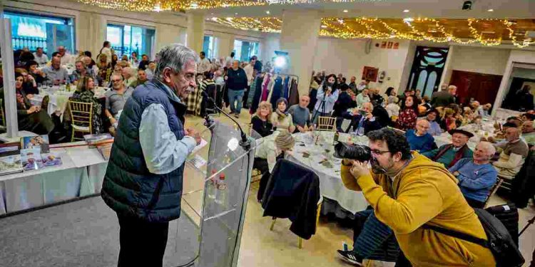 Revilla convocará un congreso extraordinario en abril o mayo para elegir candidato y no descarta continuar como secretario general del PRC hasta agotar el mandato en 2026