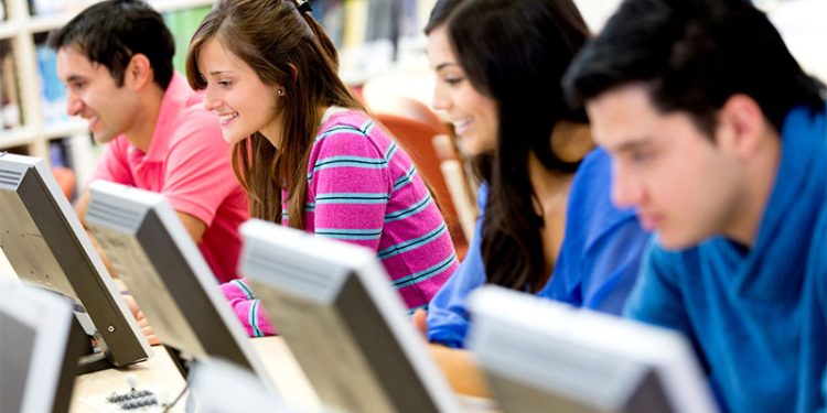 El Gobierno programa el próximo año nueve cursos formativos en la Escuela Oficial de Tiempo Libre