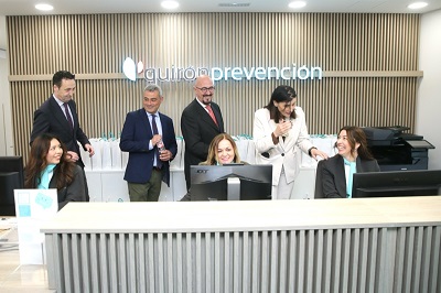 El consejero de Salud participa en la inauguración del nuevo centro médico polivalente de Quirón Prevención en Santander «una aportación más a la sanidad en Cantabria que hay que poner en valor»