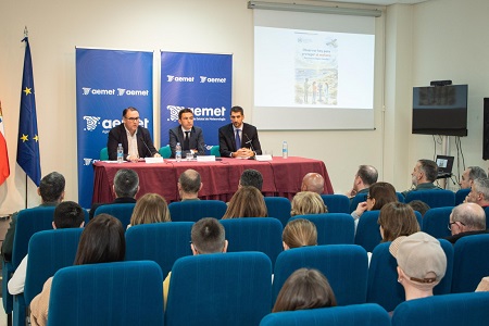 Casares reivindica el papel “fundamental” de la AEMET para enfrentar los efectos de la emergencia climática