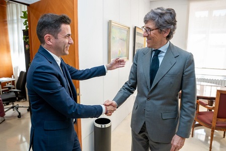 El delegado del Gobierno mantiene un encuentro institucional con el presidente del TSJC