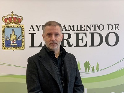 El PSOE de Laredo acusa al alcalde y a la concejala de Hacienda de llevar al Ayuntamiento al incumplimiento de las reglas fiscales por su falta de planificación